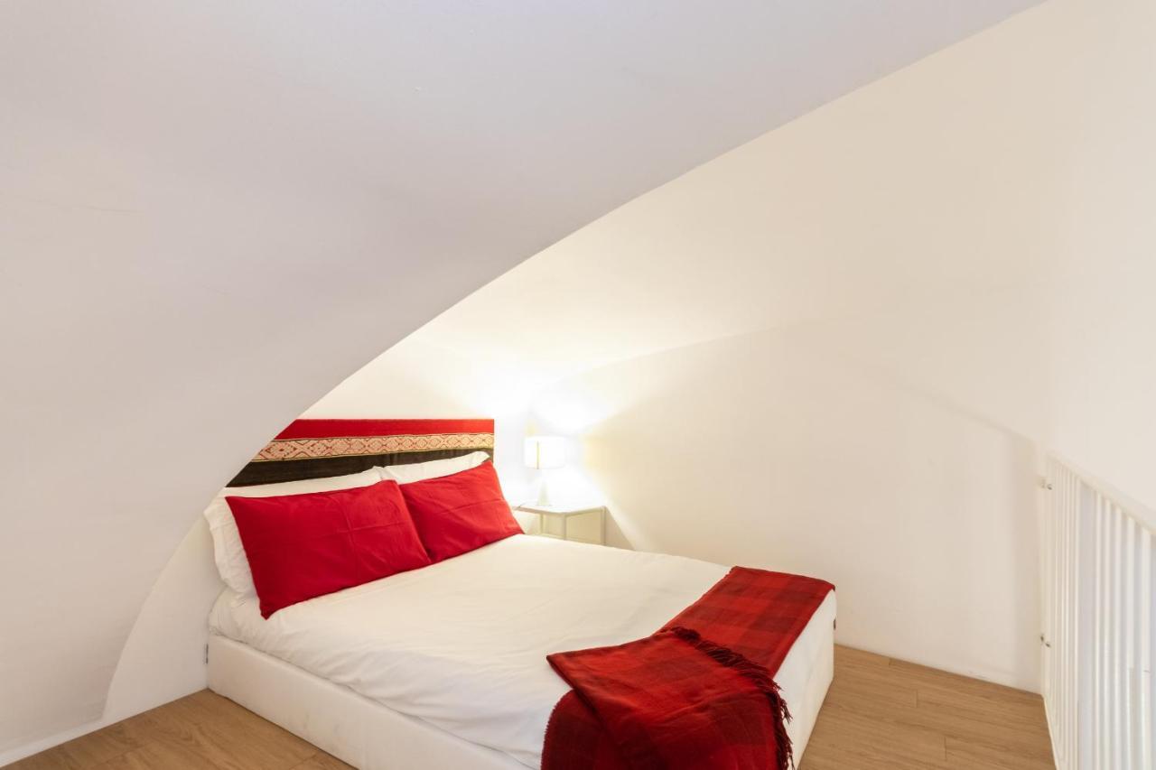 Charming Studio Near Piazza Castello By Wonderful Italy Turim Exterior foto