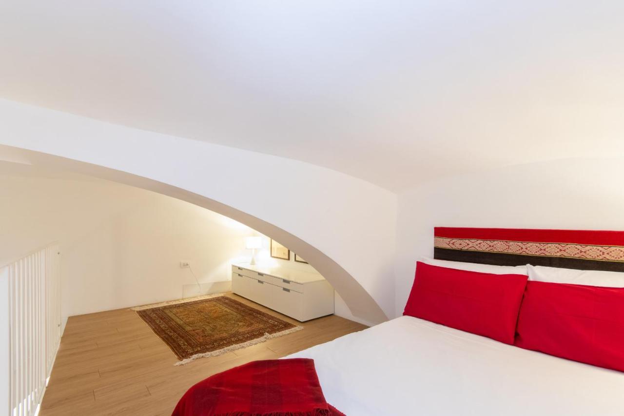 Charming Studio Near Piazza Castello By Wonderful Italy Turim Exterior foto