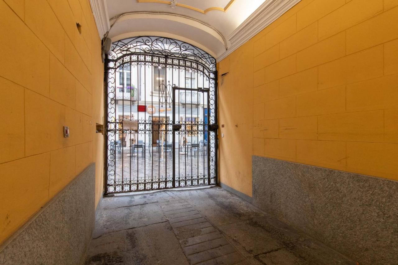 Charming Studio Near Piazza Castello By Wonderful Italy Turim Exterior foto